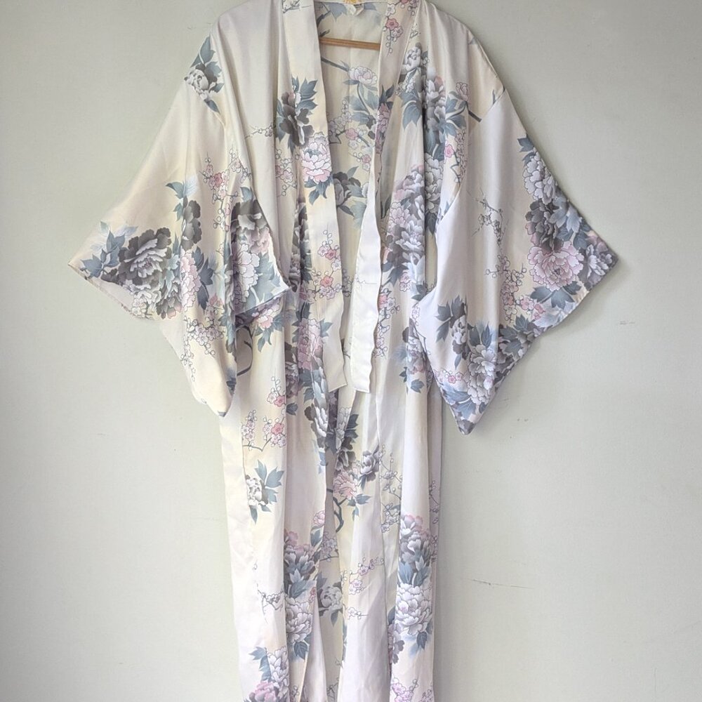 Source Unknown Pastel Floral Kimono Robe
